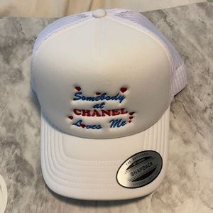 Mega Yacht trucker hat